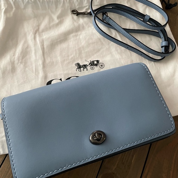Coach Dinky Bag - Picture 1 of 6